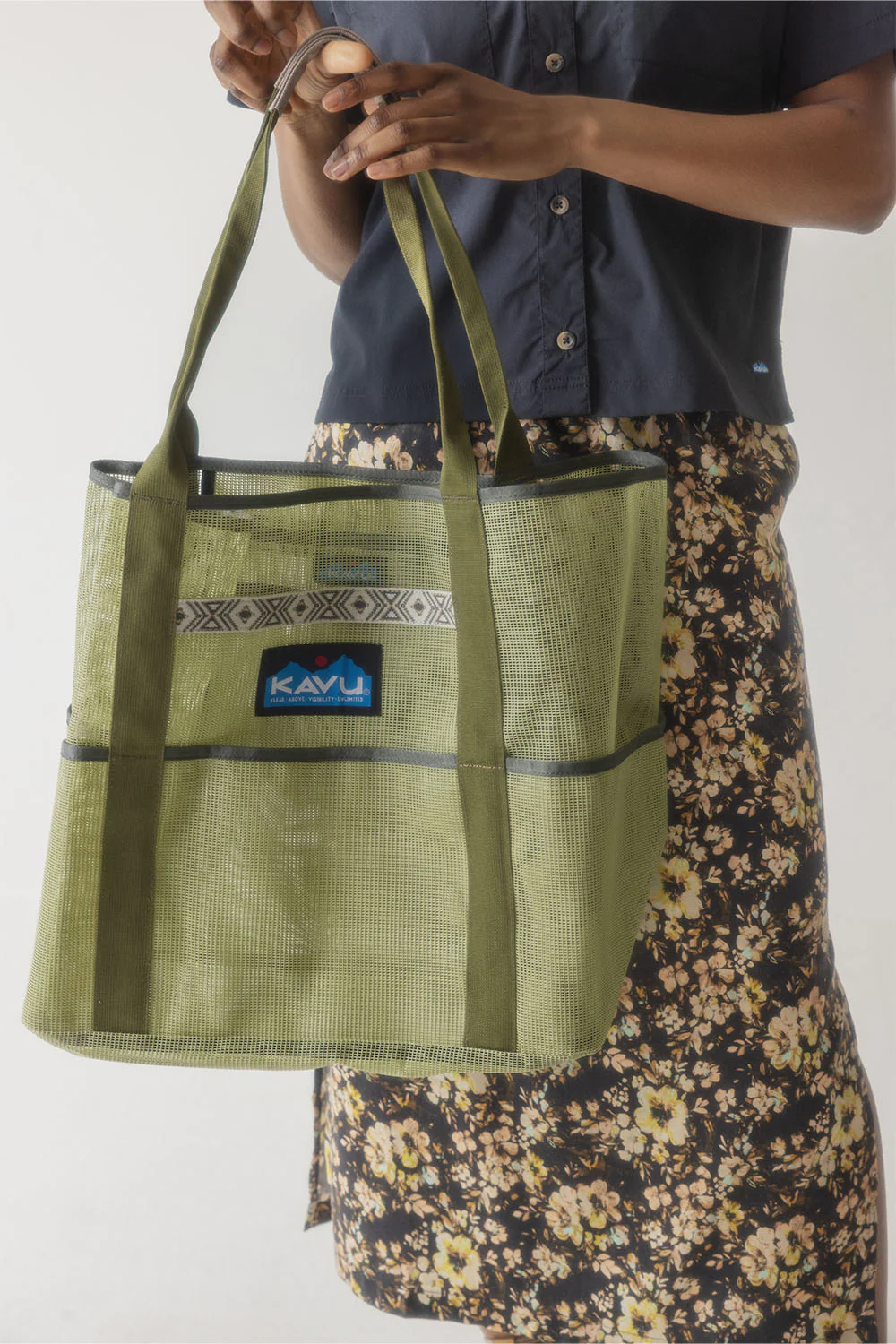 Alder Lake Tote - Image 17